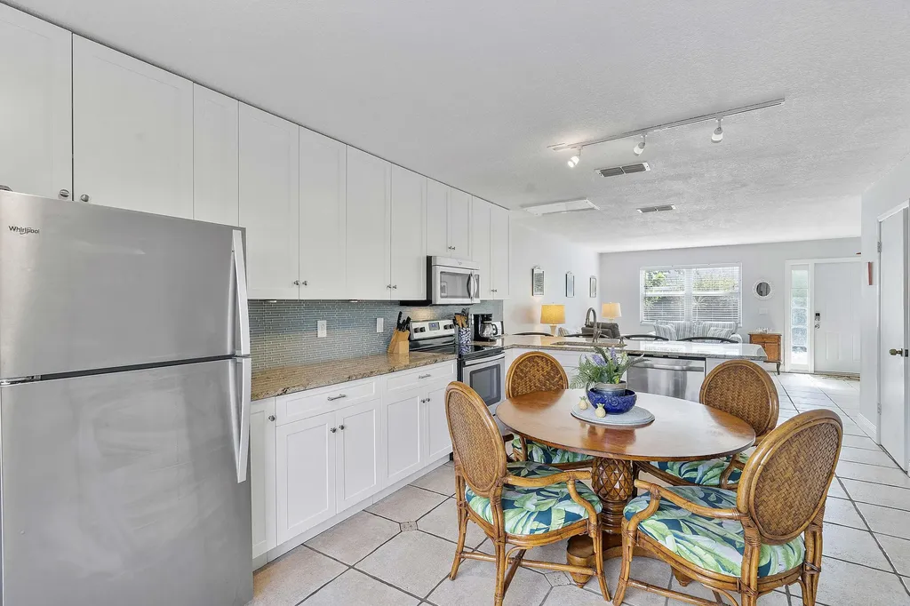 1968 NE 3rd Street Deerfield Beach FL 33441