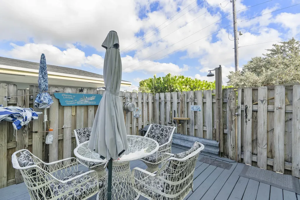 1968 NE 3rd Street Deerfield Beach FL 33441