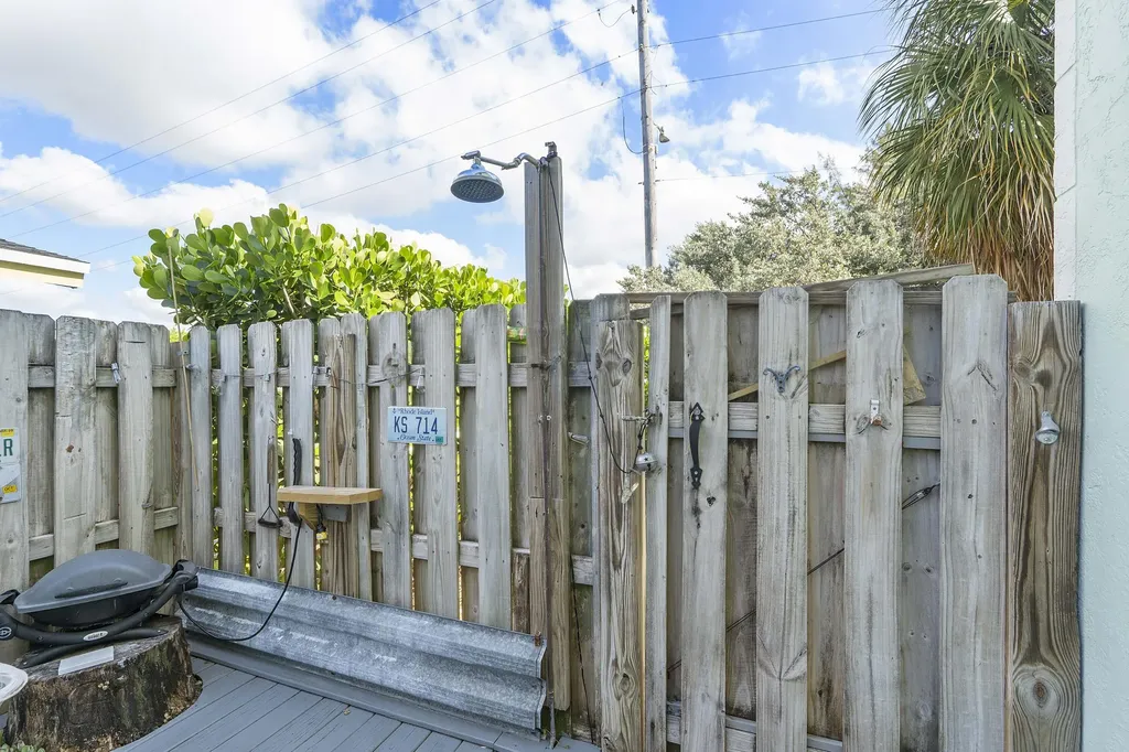 1968 NE 3rd Street Deerfield Beach FL 33441