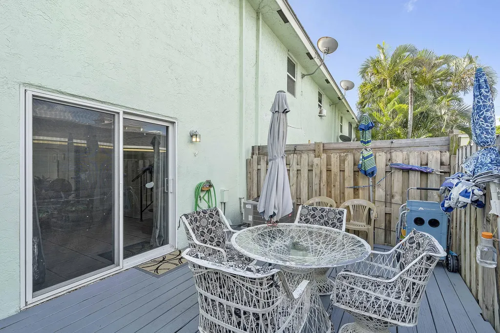 1968 NE 3rd Street Deerfield Beach FL 33441