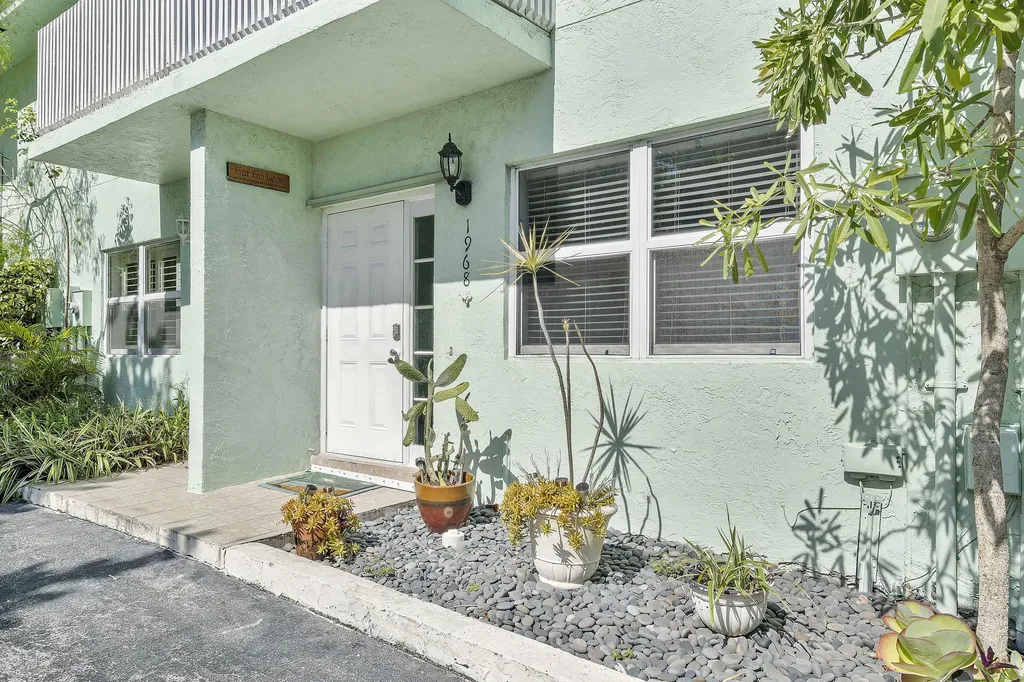 1968 NE 3rd Street Deerfield Beach FL 33441