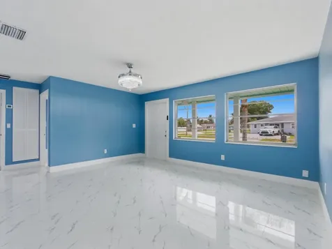 5669 S 35th Court Greenacres FL 33463