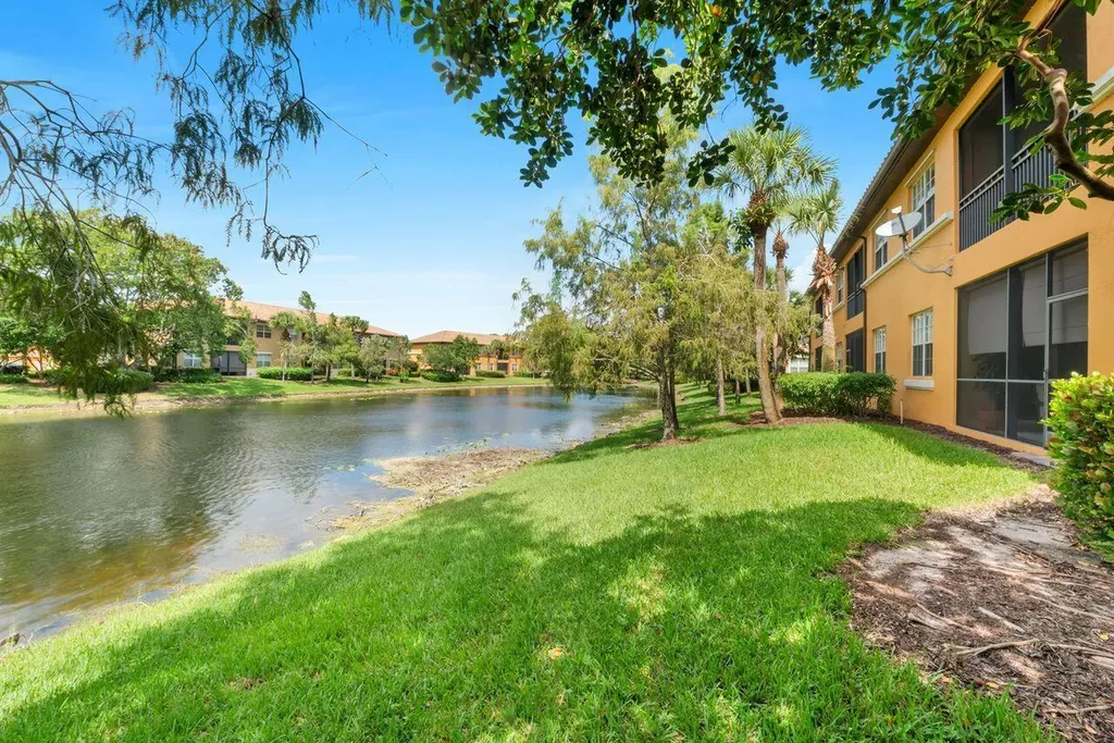 8035 NW 127th Lane Parkland FL 33076