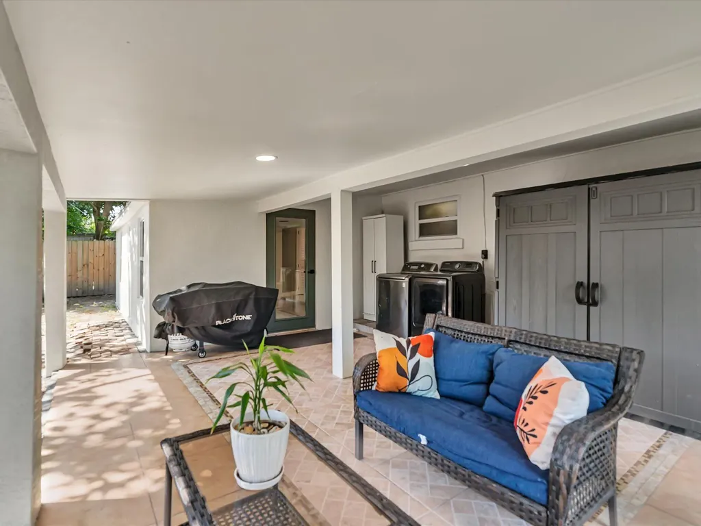 2192 Bonnie Drive West Palm Beach FL 33415