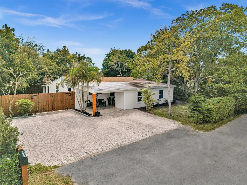 2192 Bonnie Drive West Palm Beach FL 33415
