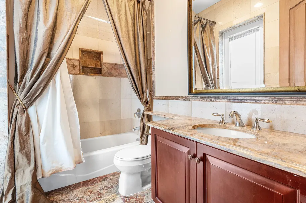 4255 Gleneagles Drive Boynton Beach FL 33436
