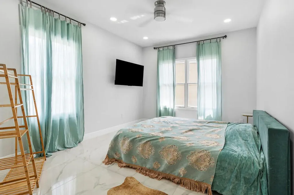 7748 Travlers Tree Drive Boca Raton FL 33433