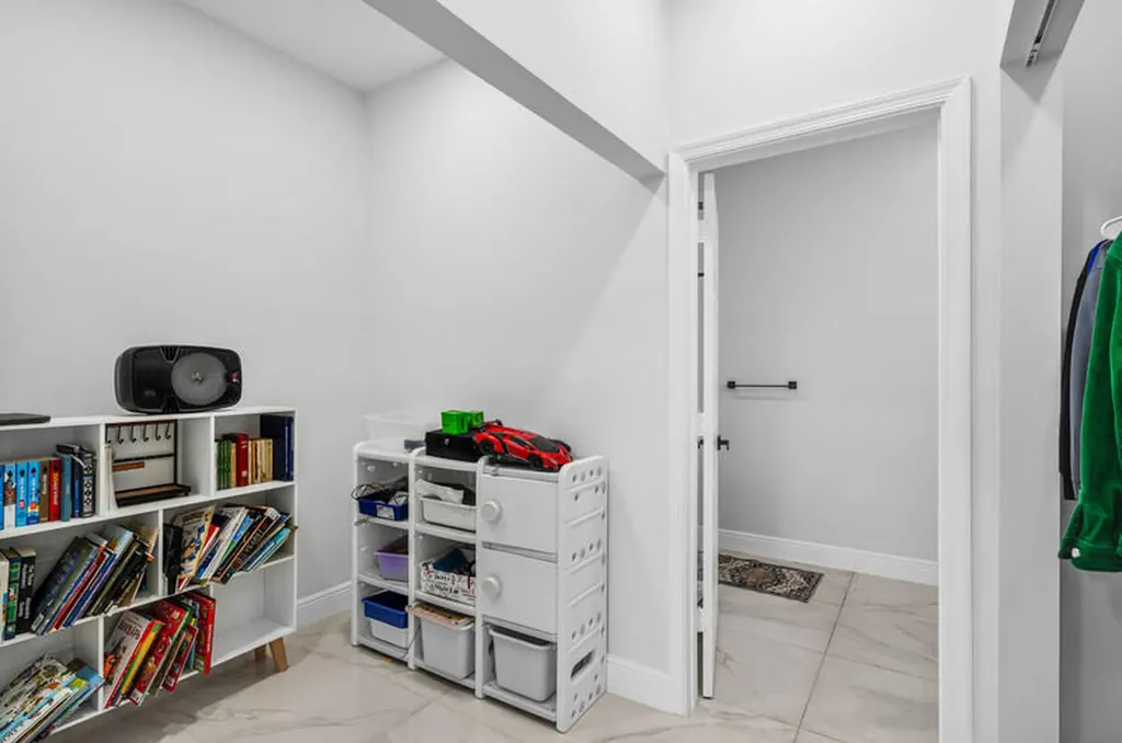7748 Travlers Tree Drive Boca Raton FL 33433