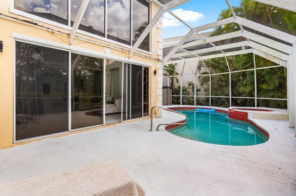 7748 Travlers Tree Drive Boca Raton FL 33433