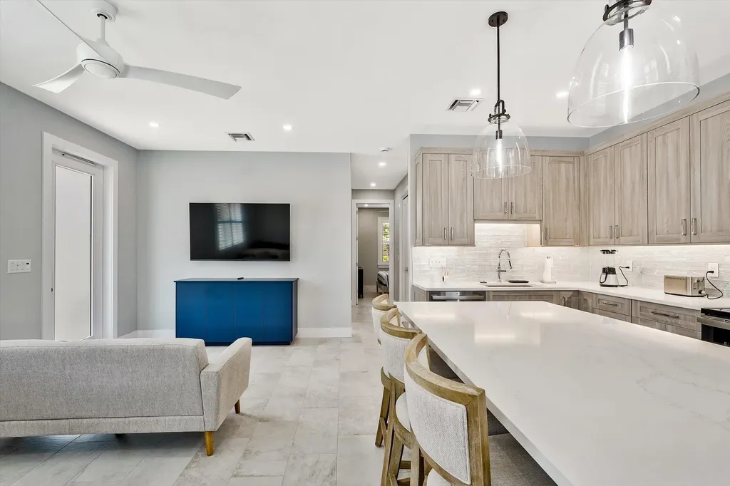 425 Hugh Street Jupiter FL 33458