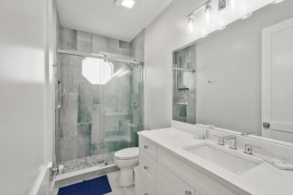 425 Hugh Street Jupiter FL 33458