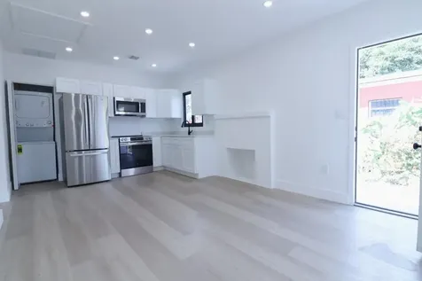 3040 NW 13th Avenue Miami FL 33142