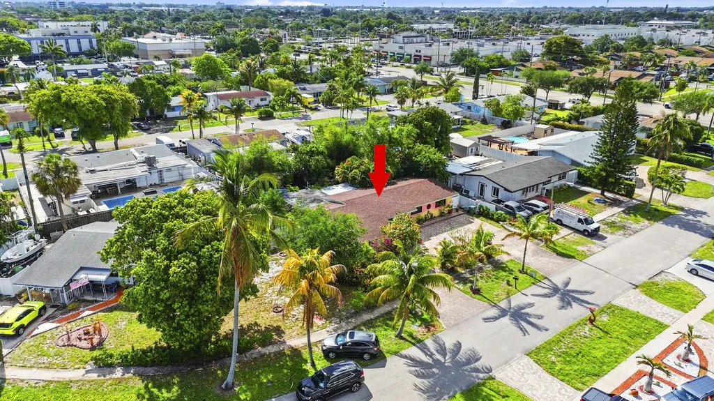 112 San Juan Drive Palm Springs FL 33461