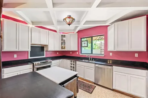 112 San Juan Drive Palm Springs FL 33461