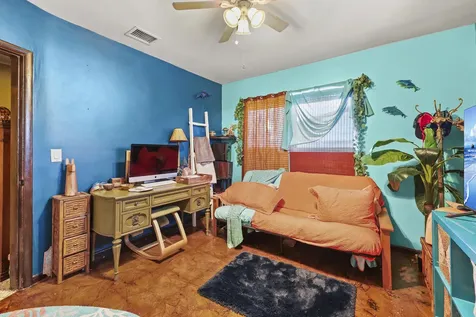 112 San Juan Drive Palm Springs FL 33461