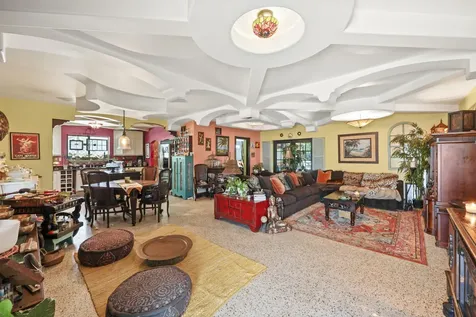 112 San Juan Drive Palm Springs FL 33461