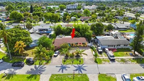112 San Juan Drive Palm Springs FL 33461