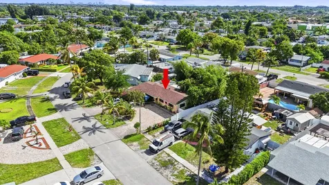 112 San Juan Drive Palm Springs FL 33461