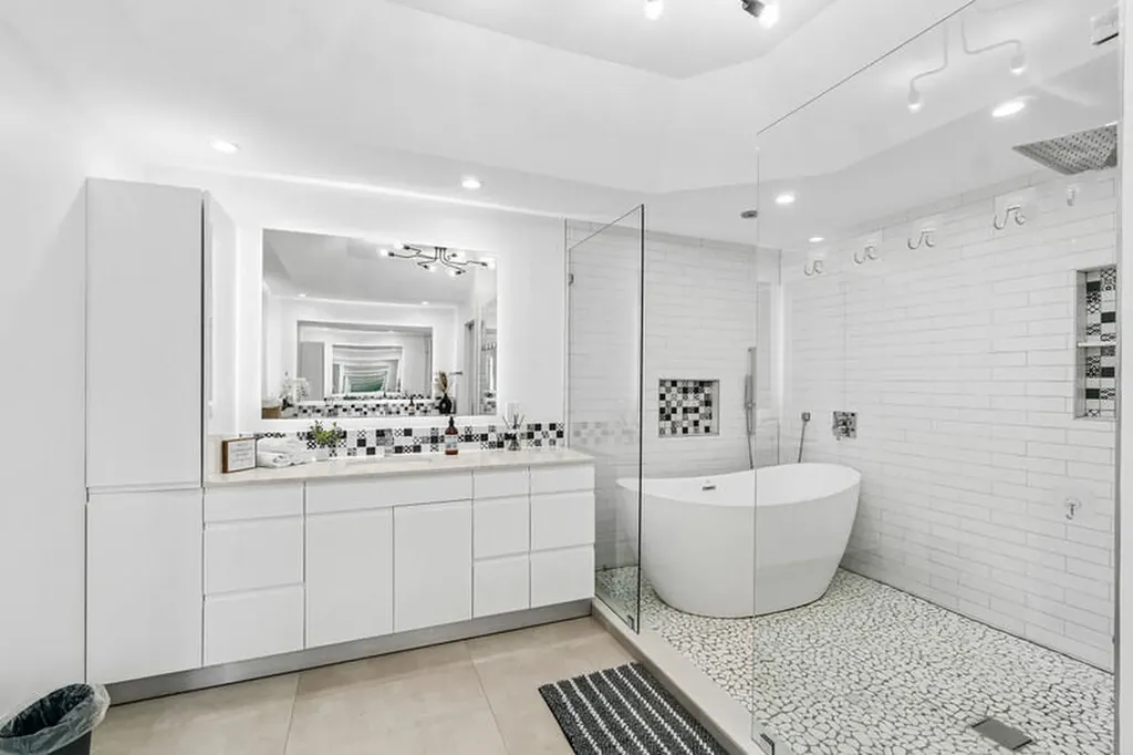 10904 La Salinas Circle Boca Raton FL 33428