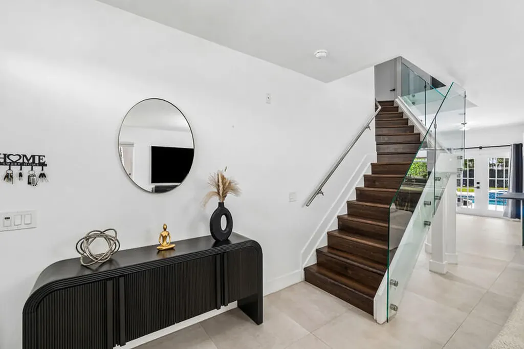 10904 La Salinas Circle Boca Raton FL 33428