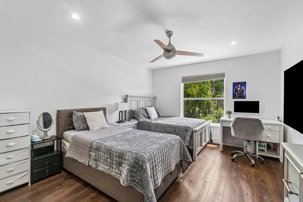 10904 La Salinas Circle Boca Raton FL 33428