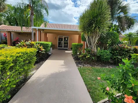 8842 W Mcnab Road Tamarac FL 33321