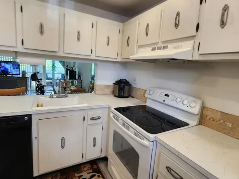 8842 W Mcnab Road Tamarac FL 33321