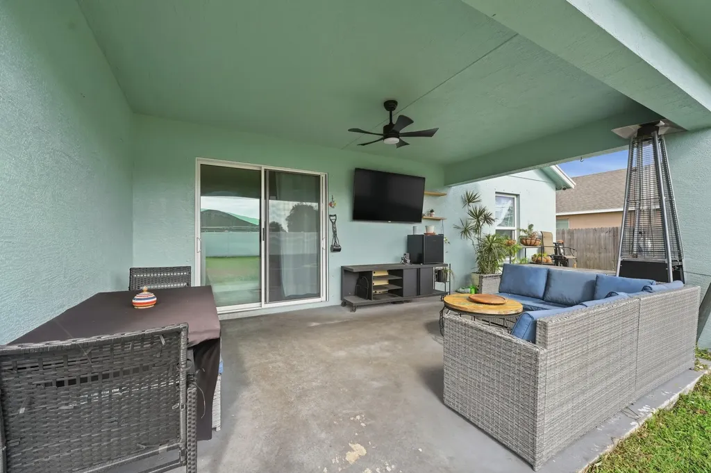 1967 SW Beard Street Port St Lucie FL 34953