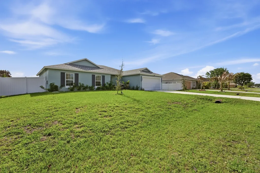 1967 SW Beard Street Port St Lucie FL 34953