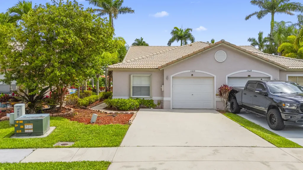 10633 Pelican Drive Wellington FL 33414