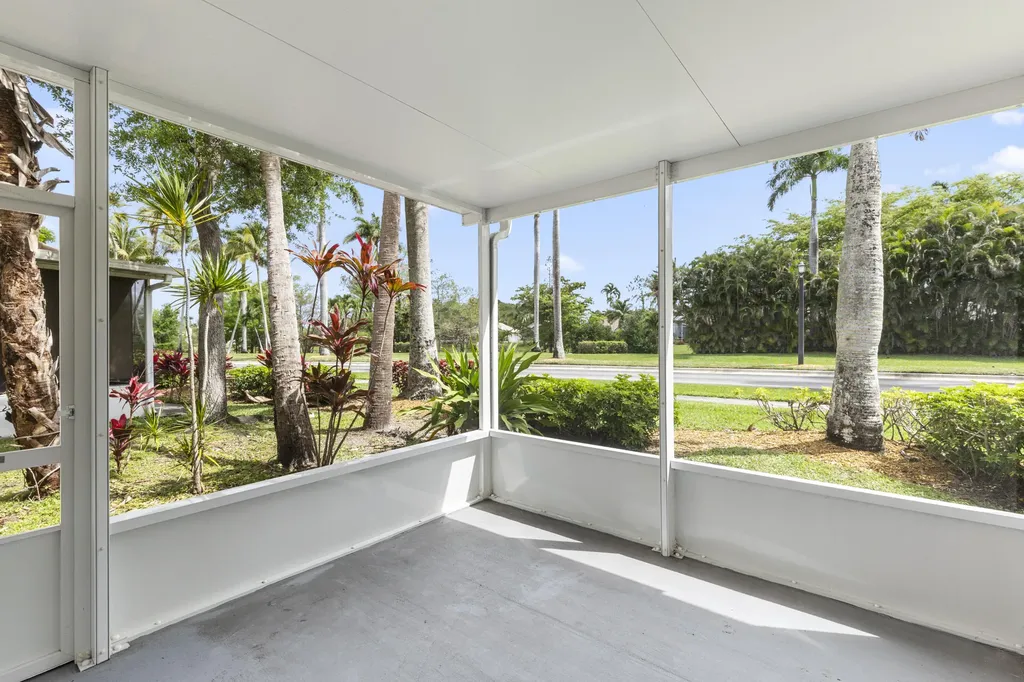 10633 Pelican Drive Wellington FL 33414