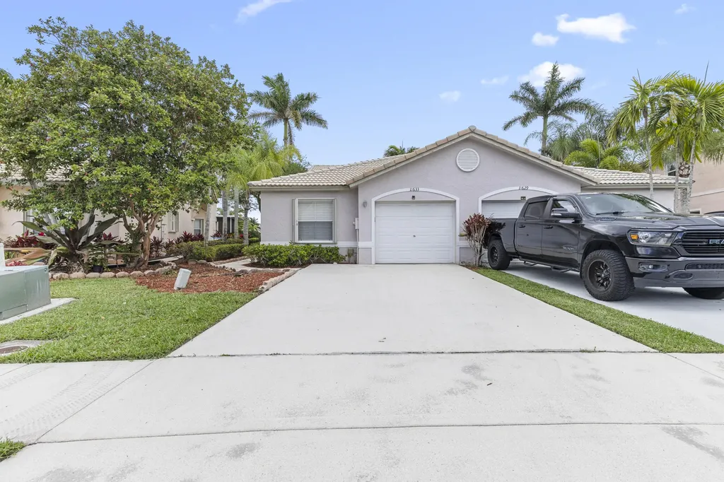 10633 Pelican Drive Wellington FL 33414