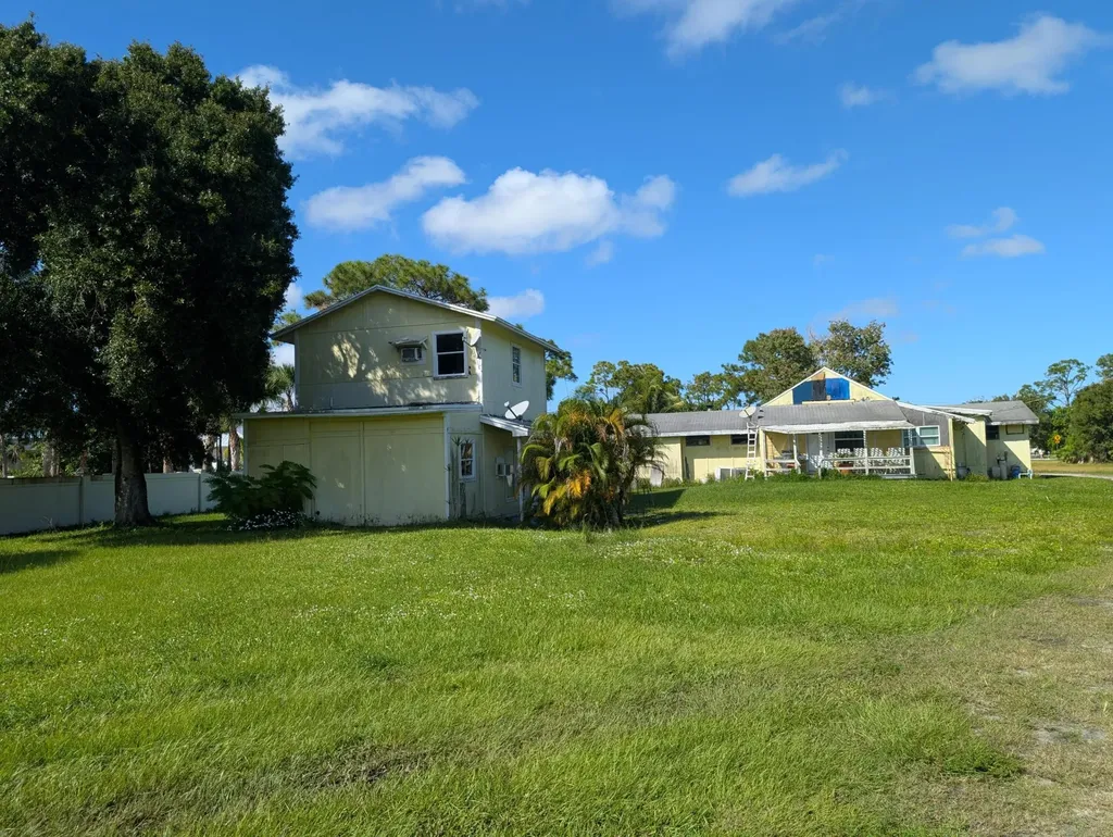 1500 SE Cove Road Stuart FL