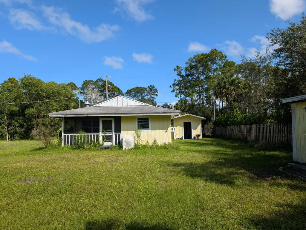 1500 SE Cove Road Stuart FL