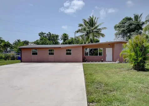 612 Hibiscus Drive Royal Palm Beach FL 33411