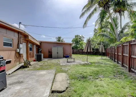 612 Hibiscus Drive Royal Palm Beach FL 33411