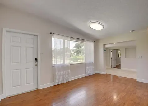 612 Hibiscus Drive Royal Palm Beach FL 33411