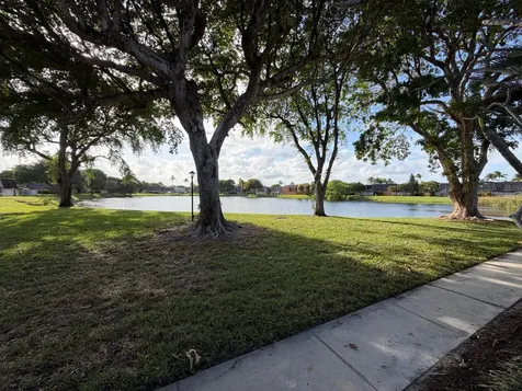 273 Arabian Road Palm Springs FL 33461