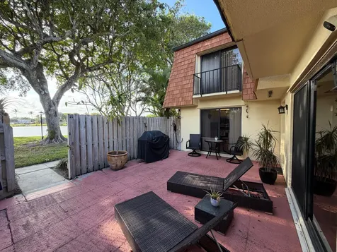 273 Arabian Road Palm Springs FL 33461