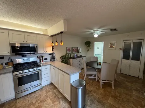 273 Arabian Road Palm Springs FL 33461
