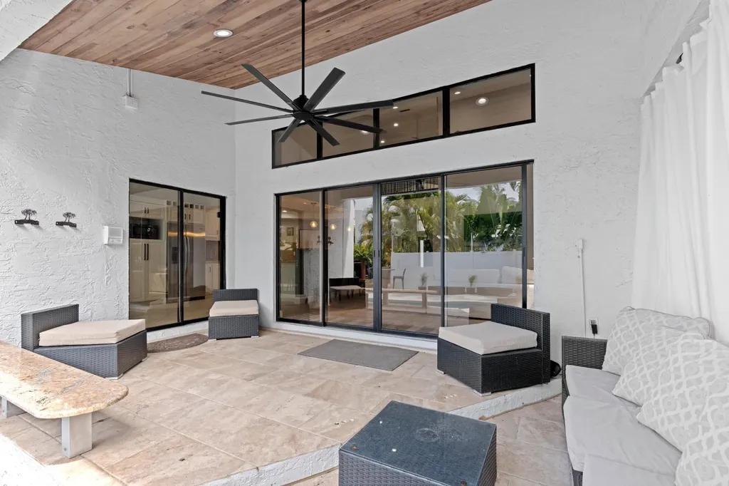 1050 Brooks Lane Delray Beach FL 33483