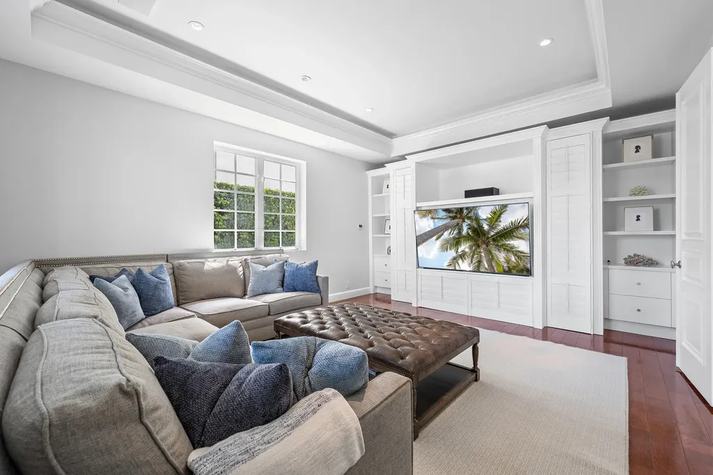 12864 S Shore Drive Palm Beach Gardens FL 33410