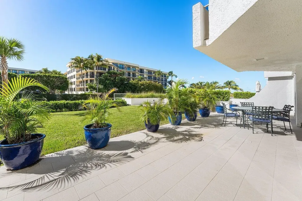 2773 S Ocean Boulevard Palm Beach FL 33480