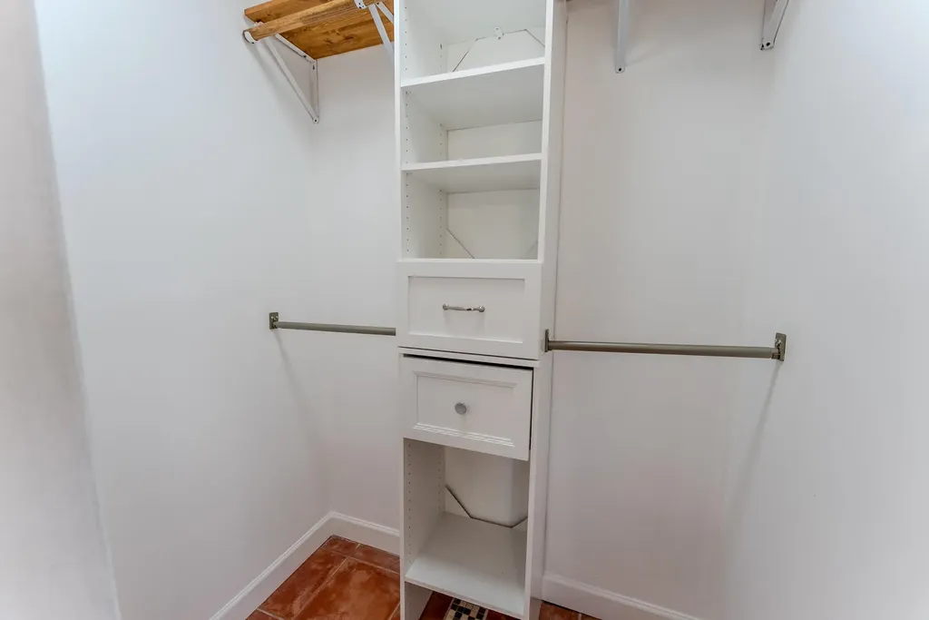 320 N 69th Way Hollywood FL 33024