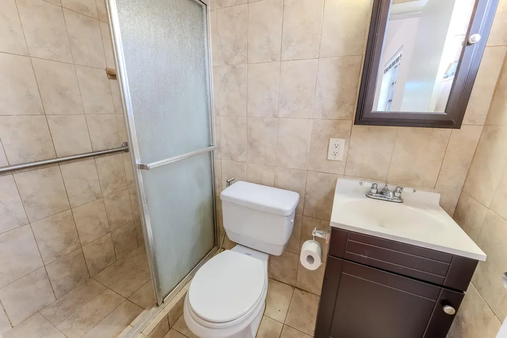 320 N 69th Way Hollywood FL 33024