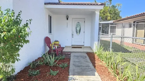 13347 NW 5th Terrace Miami FL 33182
