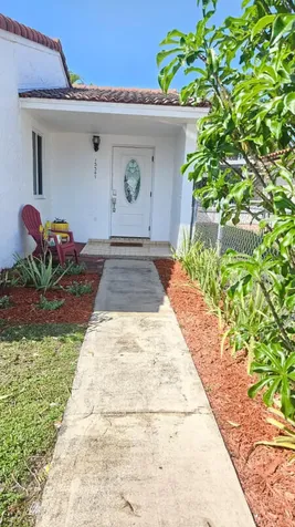13347 NW 5th Terrace Miami FL 33182