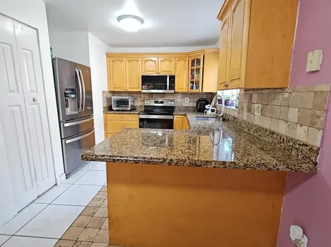 13347 NW 5th Terrace Miami FL 33182