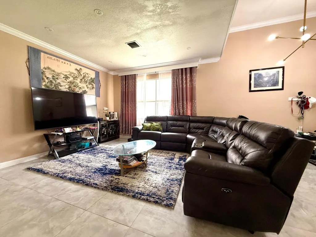 1763 Newport Isle Boulevard Port St Lucie FL 34953
