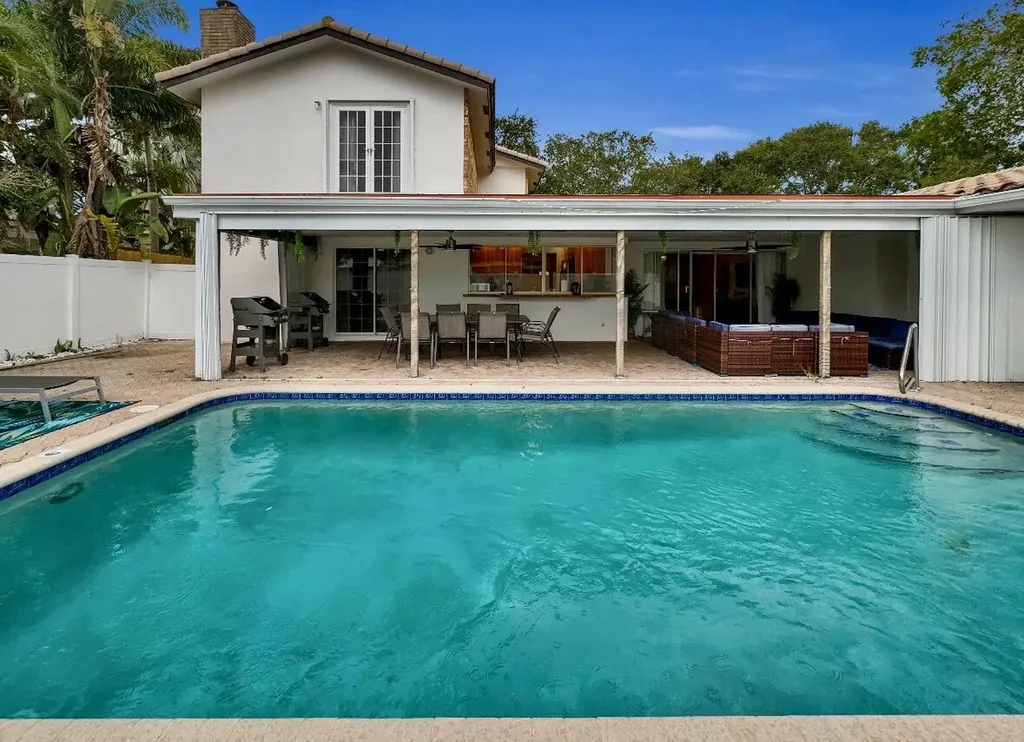 5940 NE 22nd Avenue Fort Lauderdale FL 33308